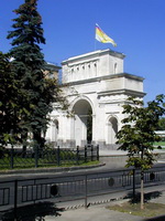 Триумфальная арка - символ Ставрополя